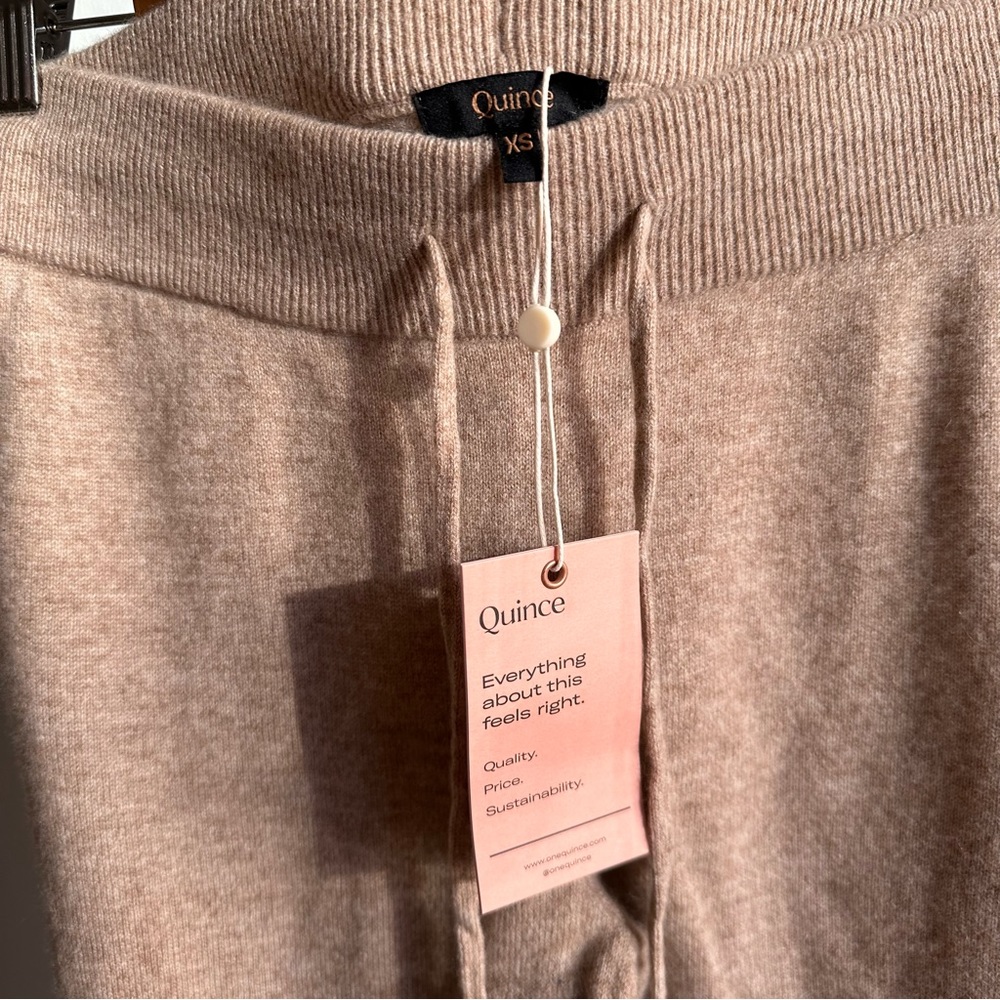 *SOLD* NWT Full Set Quince Mongolian 100% Cashmere Oatmeal Zip Hoodies + Joggers - Picture 12 of 15